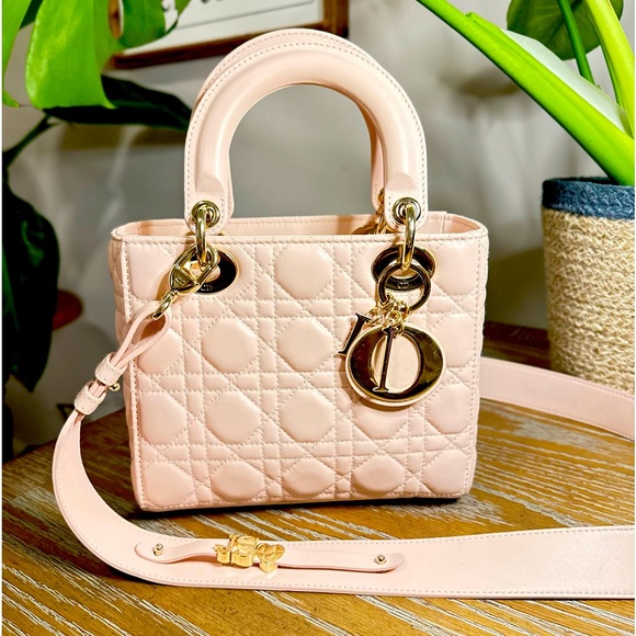 Dior Handbags - GUARANTEED AUTHENTIC 2022 Pink Christian Dior Lambskin Cross Body Bag